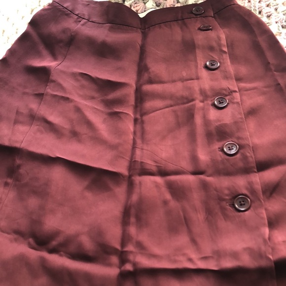 WILFRED Red Midi button-down Slit Skirt - Picture 10 of 17